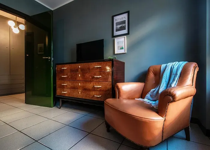 Home N 5 By Quokka 360 - Vintage-Soul Flat On Como Cathedral